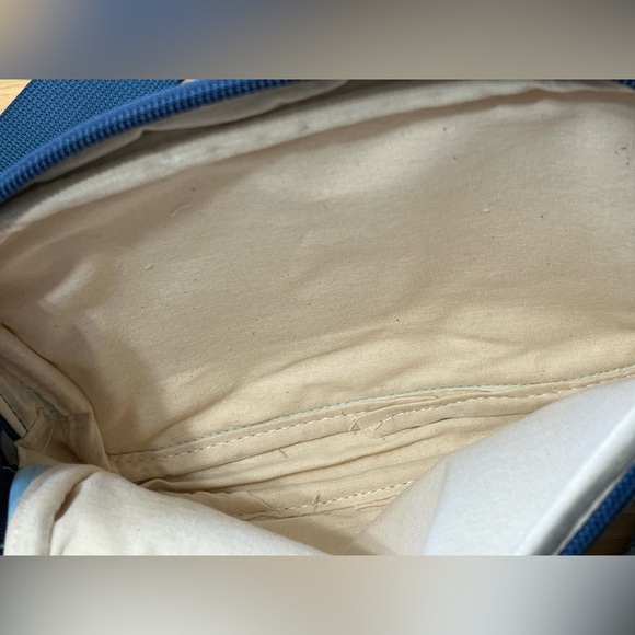 Elizabeth Arden Fanny pack - Picture 4 of 4